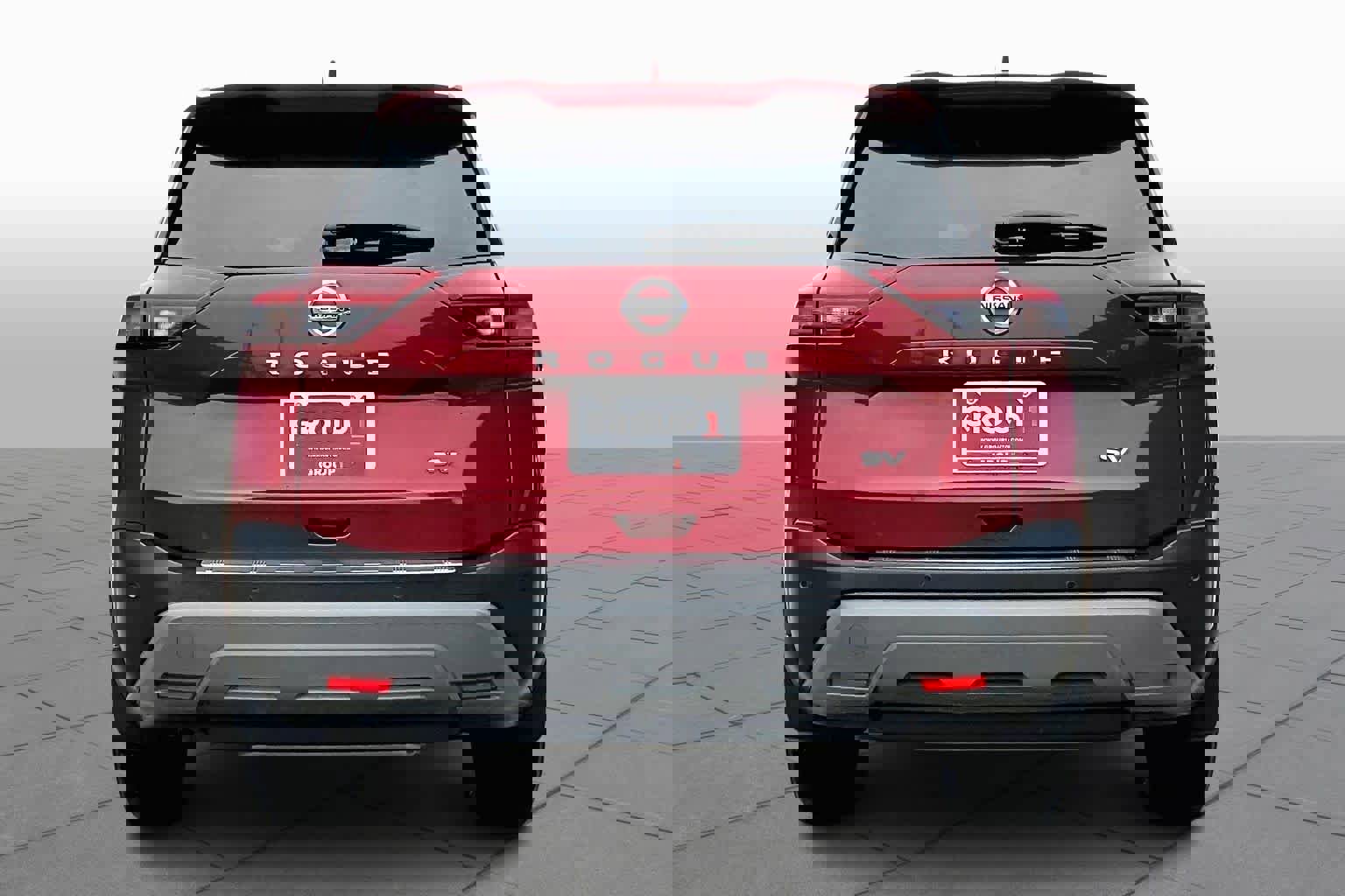 Used 2021 Nissan Rogue SV w/ Premium Package image 5