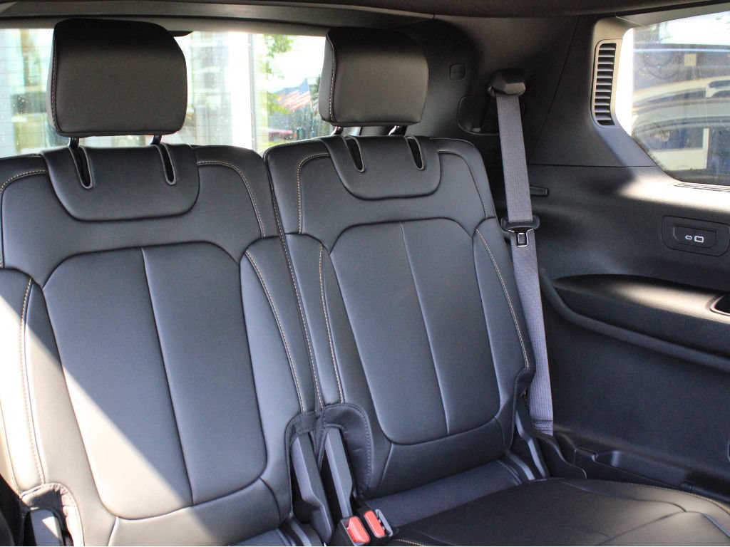 New 2026 Jeep Grand Cherokee L Limited AWD/4WD image 29