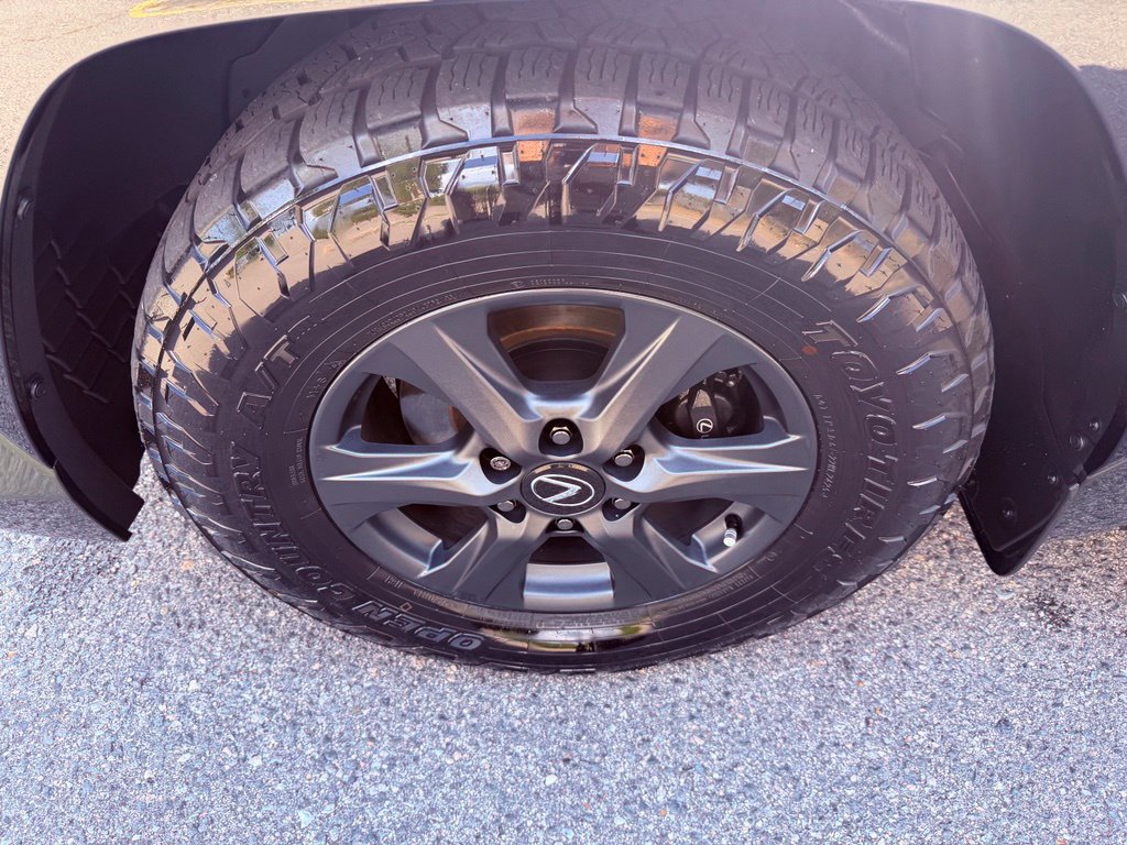 Certified 2025 Lexus LX 700h Overtrail AWD/4WD image 22