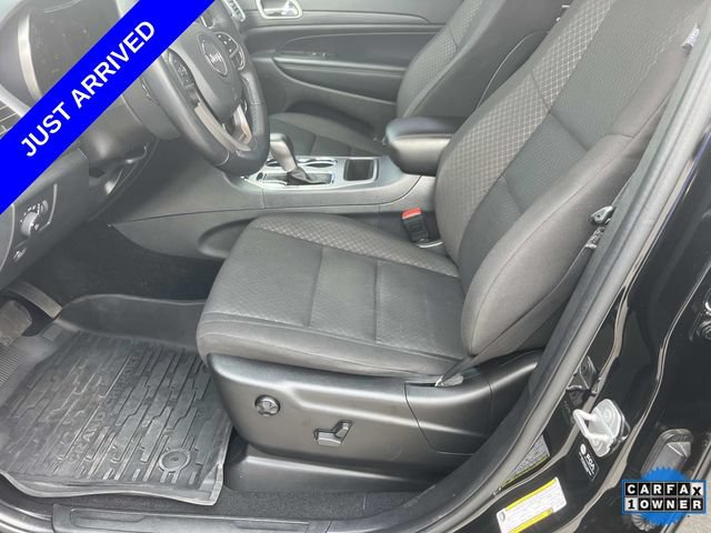 Used 2021 Jeep Grand Cherokee Laredo w/ Security & Convenience Group AWD/4WD image 27