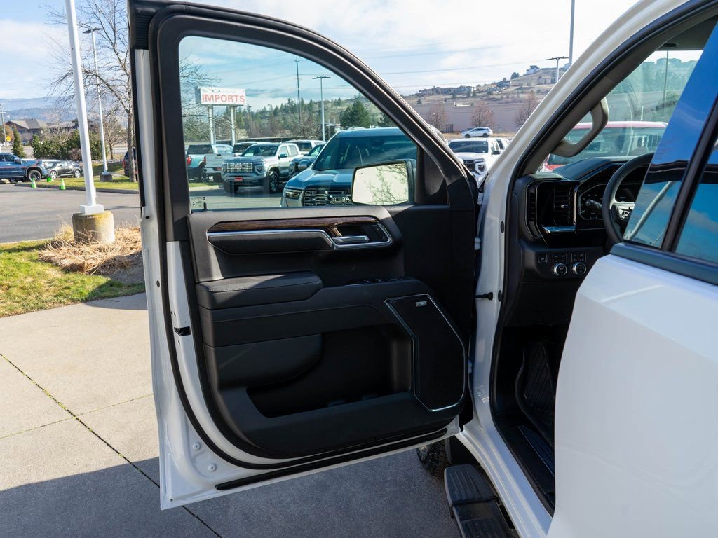 New 2026 GMC Sierra 1500 Elevation w/ Elevation Premium Package image 15