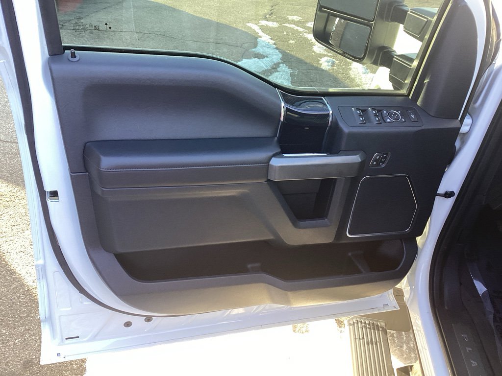 Used 2022 Ford F350 Platinum w/ Snow Plow Prep Package image 17