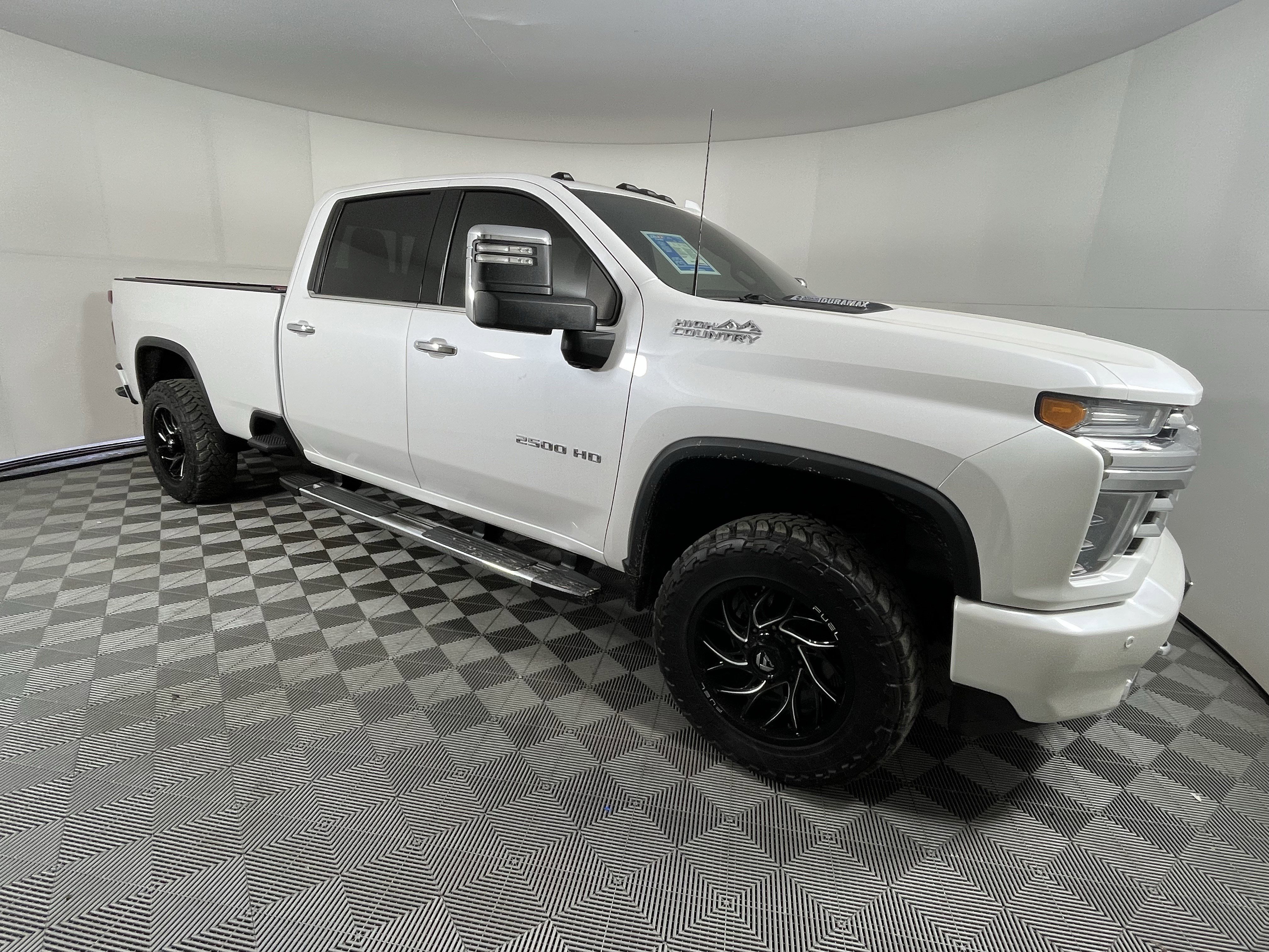 Used 2021 Chevrolet Silverado 2500 High Country w/ Z71 Off-Road Package image 6