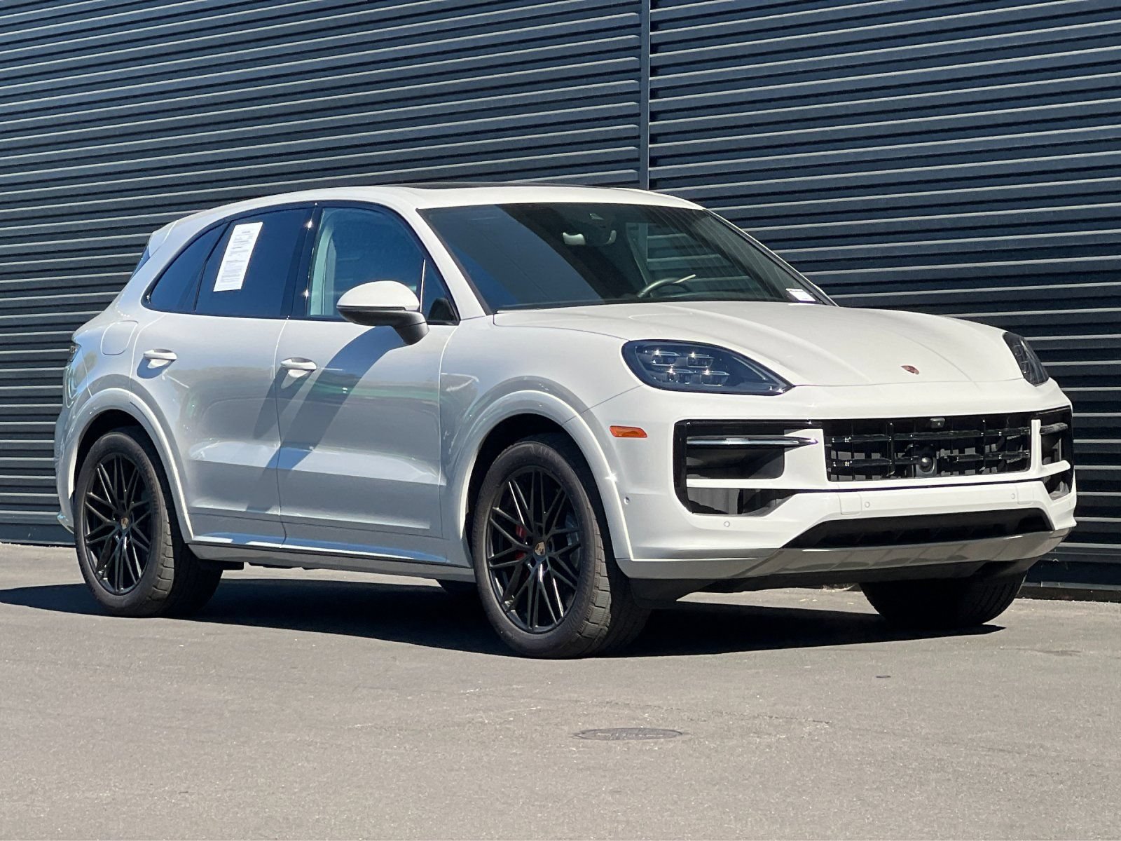 Certified 2026 Porsche Cayenne S AWD/4WD image 11
