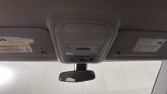 Used 2019 Chevrolet Equinox LT AWD/4WD image 25