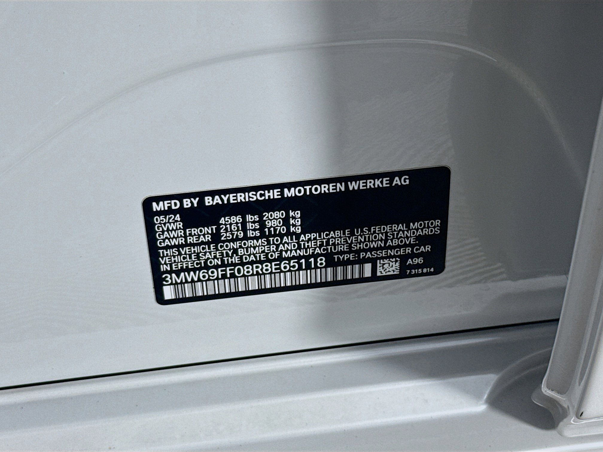 Used 2024 BMW 330i Sedan w/ Convenience Package image 40