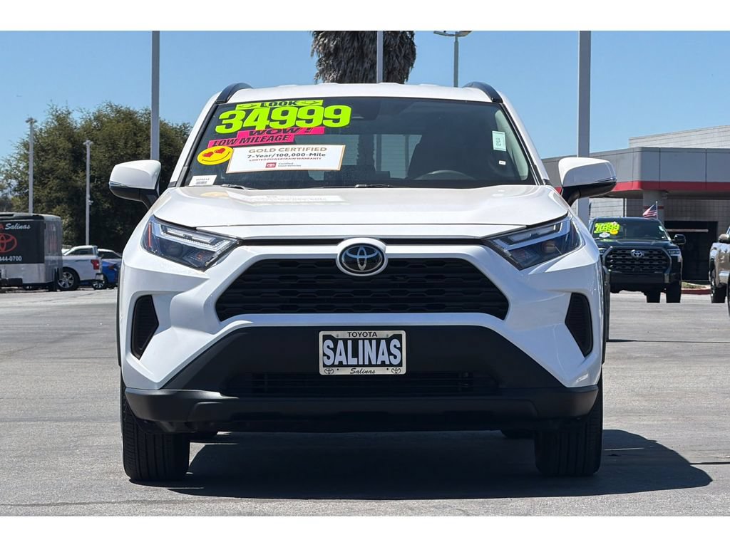 Used 2025 Toyota RAV4 XLE FWD image 9