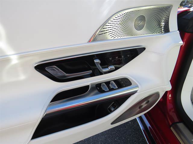 Used 2026 Mercedes-Benz Maybach SL 680 image 10