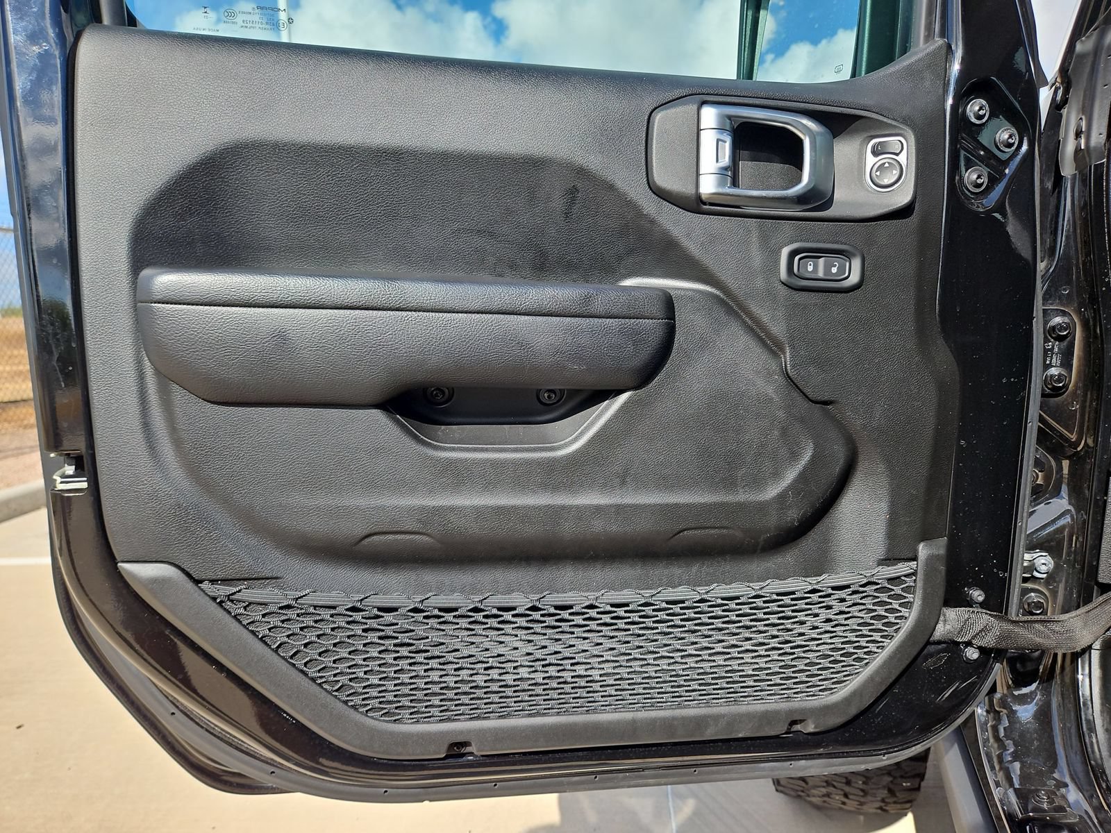 Used 2023 Jeep Wrangler Unlimited Sport AWD/4WD image 11