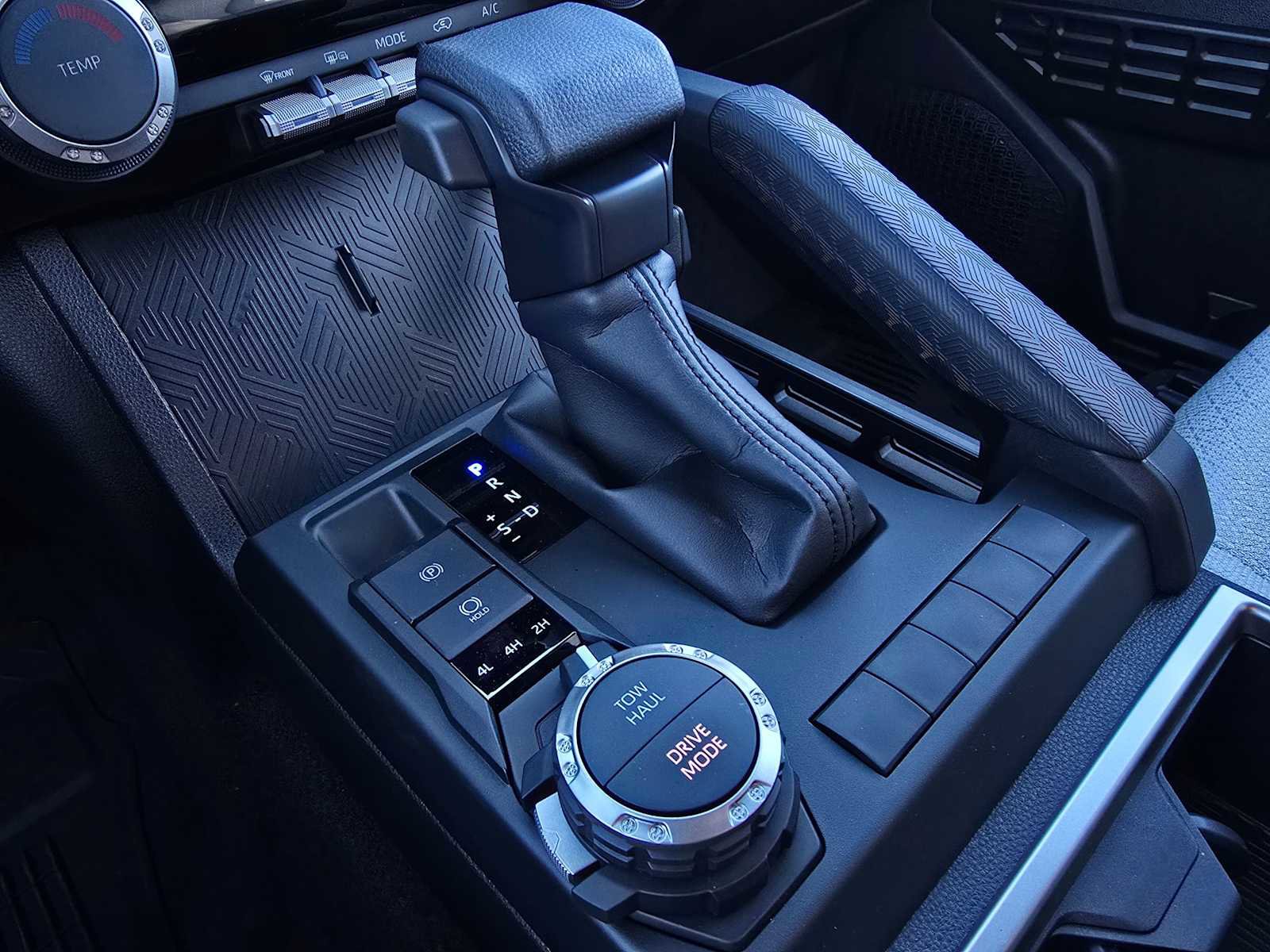 Certified 2025 Toyota 4Runner SR5 image 36