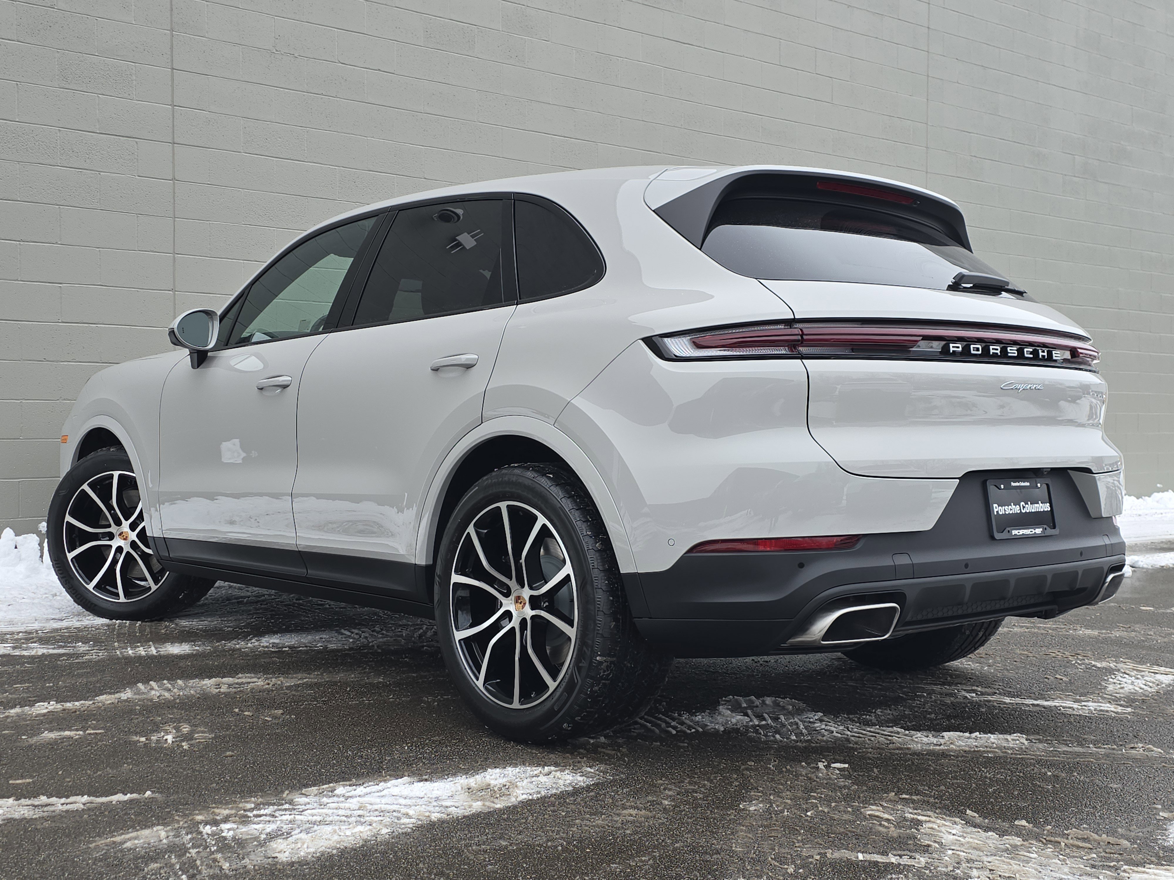 New 2026 Porsche Cayenne image 3
