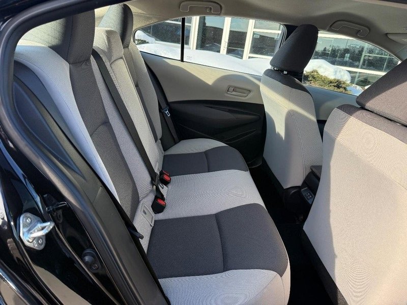 Used 2024 Toyota Corolla LE image 12