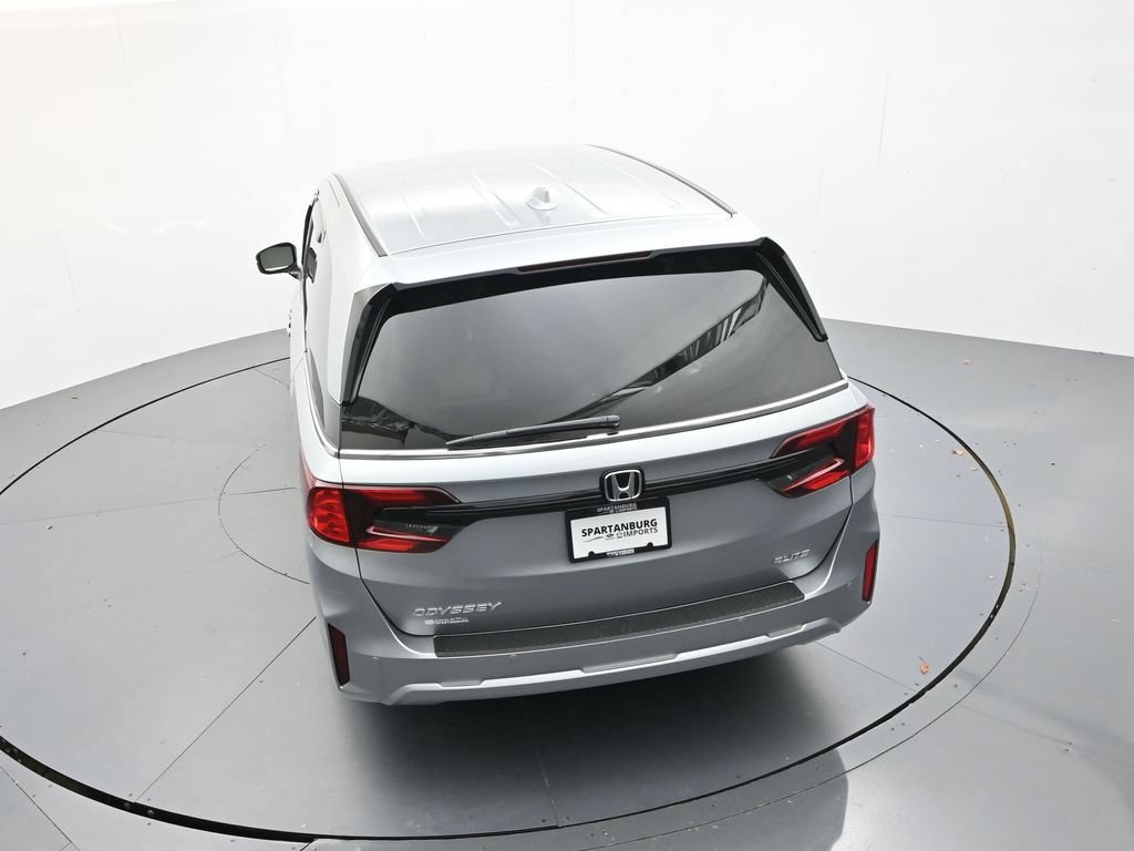 Used 2026 Honda Odyssey Elite image 32