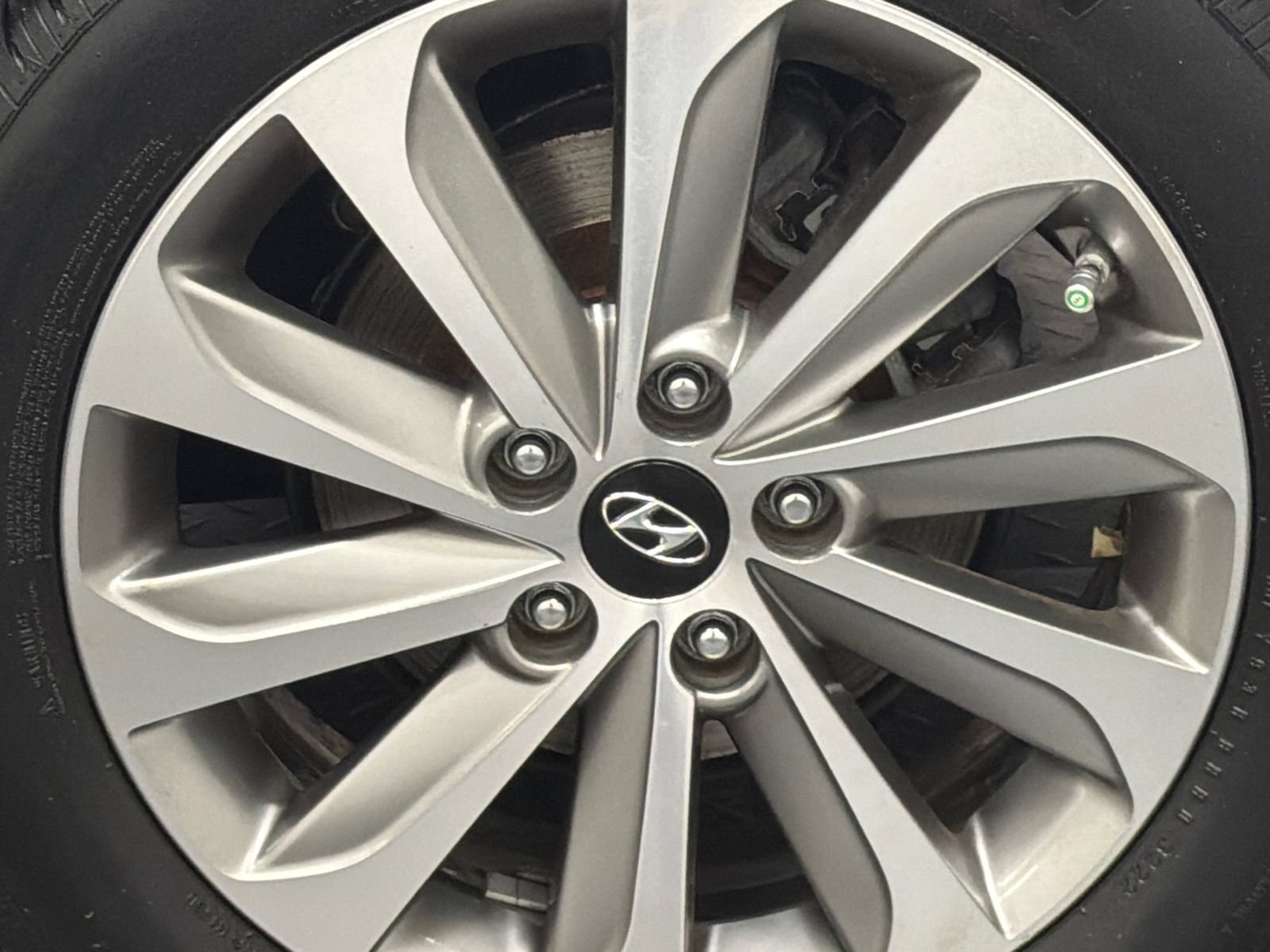 Used 2014 Hyundai Sonata Limited w/ Technology Package 05 FWD image 5
