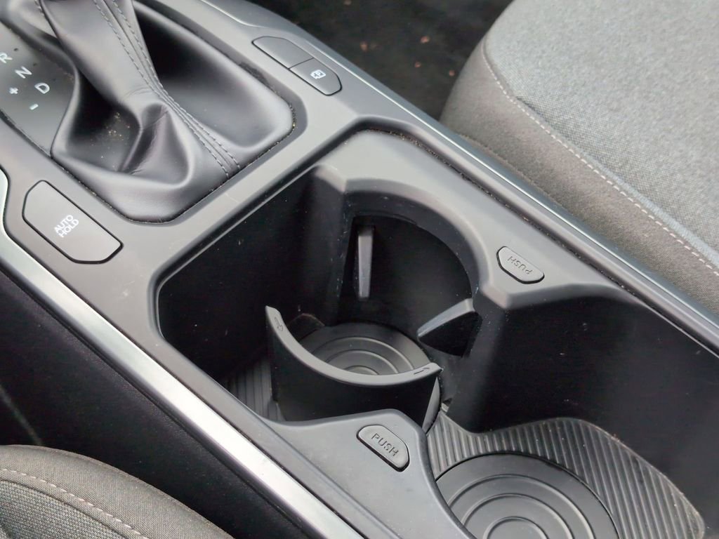 Used 2025 Kia K4 LXS image 24