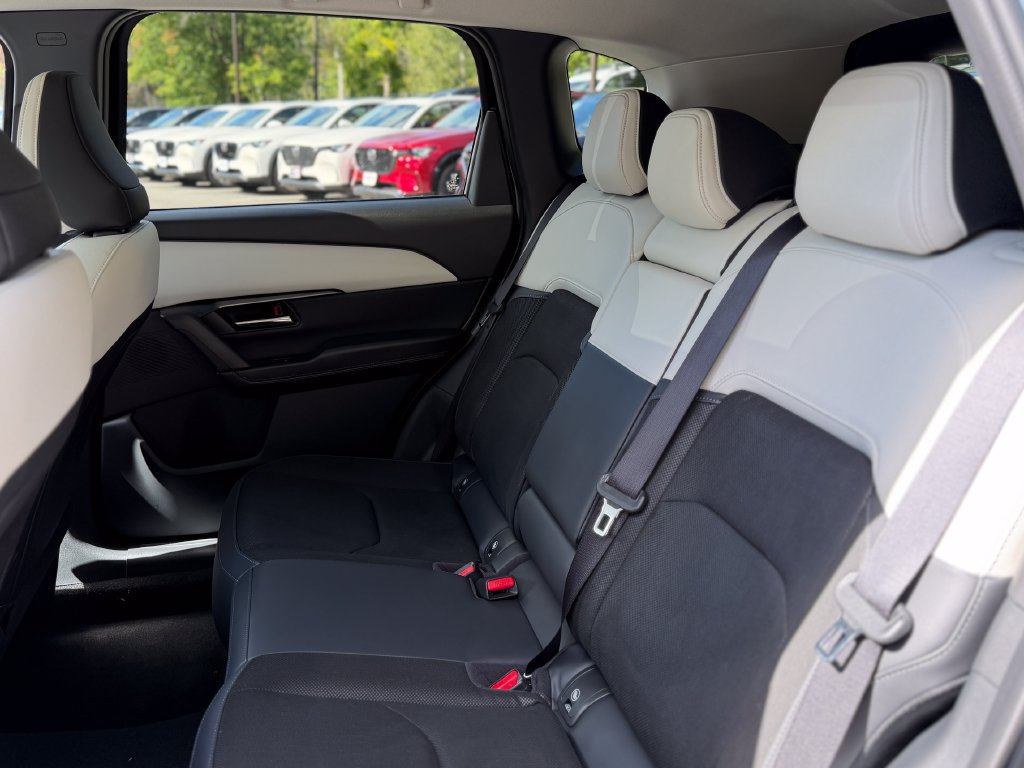 New 2026 MAZDA CX-5 Preferred AWD/4WD image 6