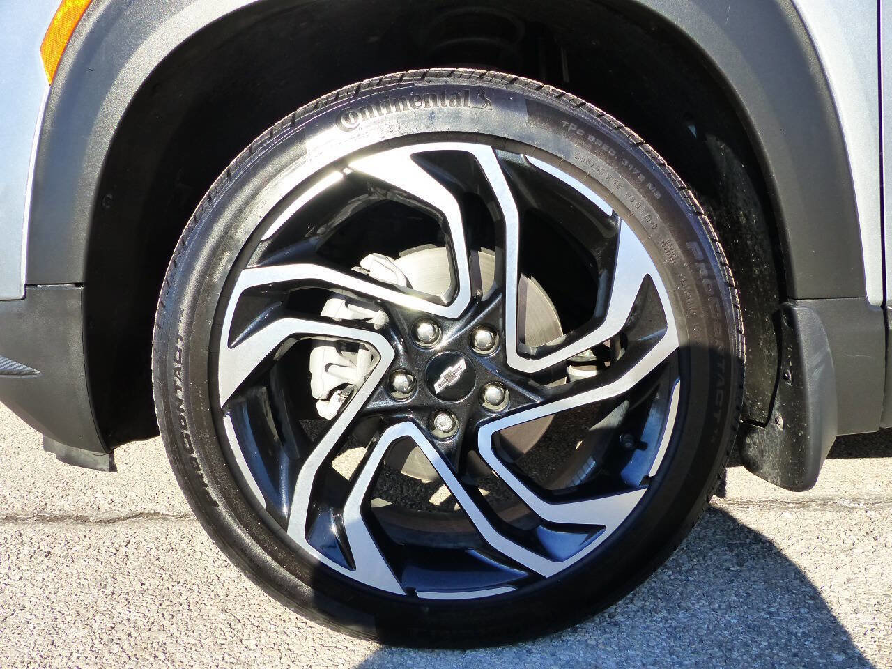 Used 2024 Chevrolet TrailBlazer RS w/ Driver Confidence Package image 13