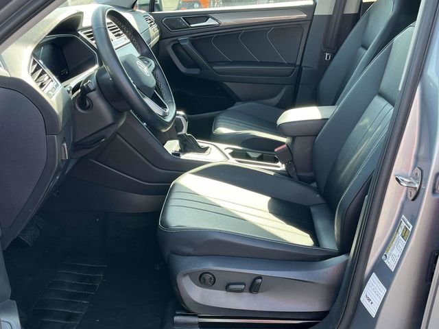 Used 2024 Volkswagen Tiguan SE FWD image 13