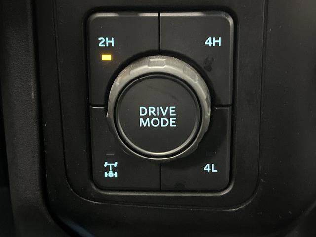 Used 2023 Ford F250 Lariat w/ Black Appearance Package image 25