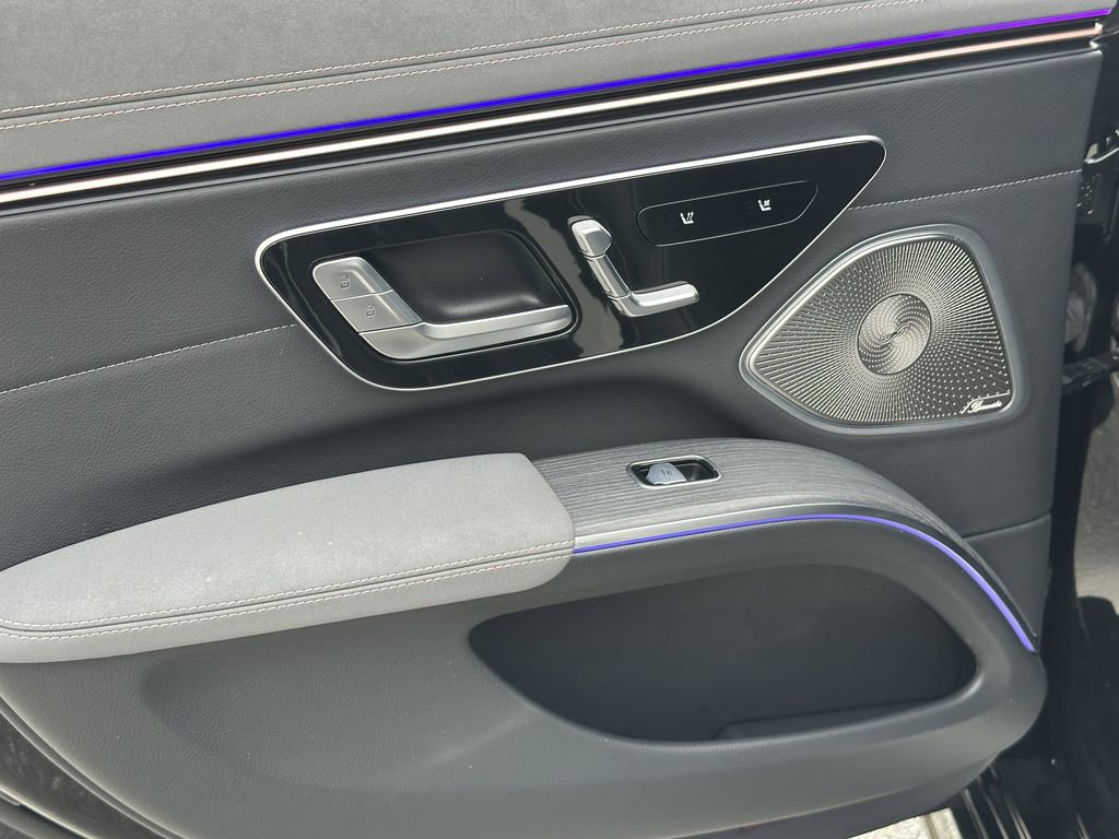 Certified 2023 Mercedes-Benz EQS 580 4MATIC Sedan image 25