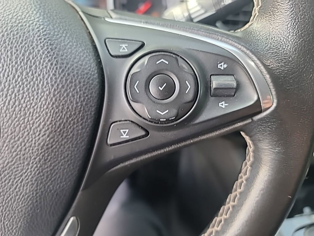 Used 2018 Buick Regal Preferred w/ Sights and Sounds Package AWD/4WD image 10