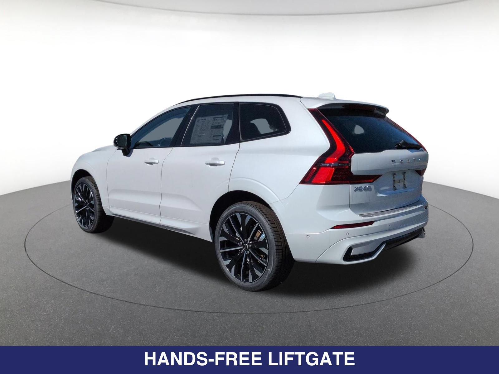 New 2026 Volvo XC60 B5 Ultra w/ Protection Package Premier AWD/4WD image 3