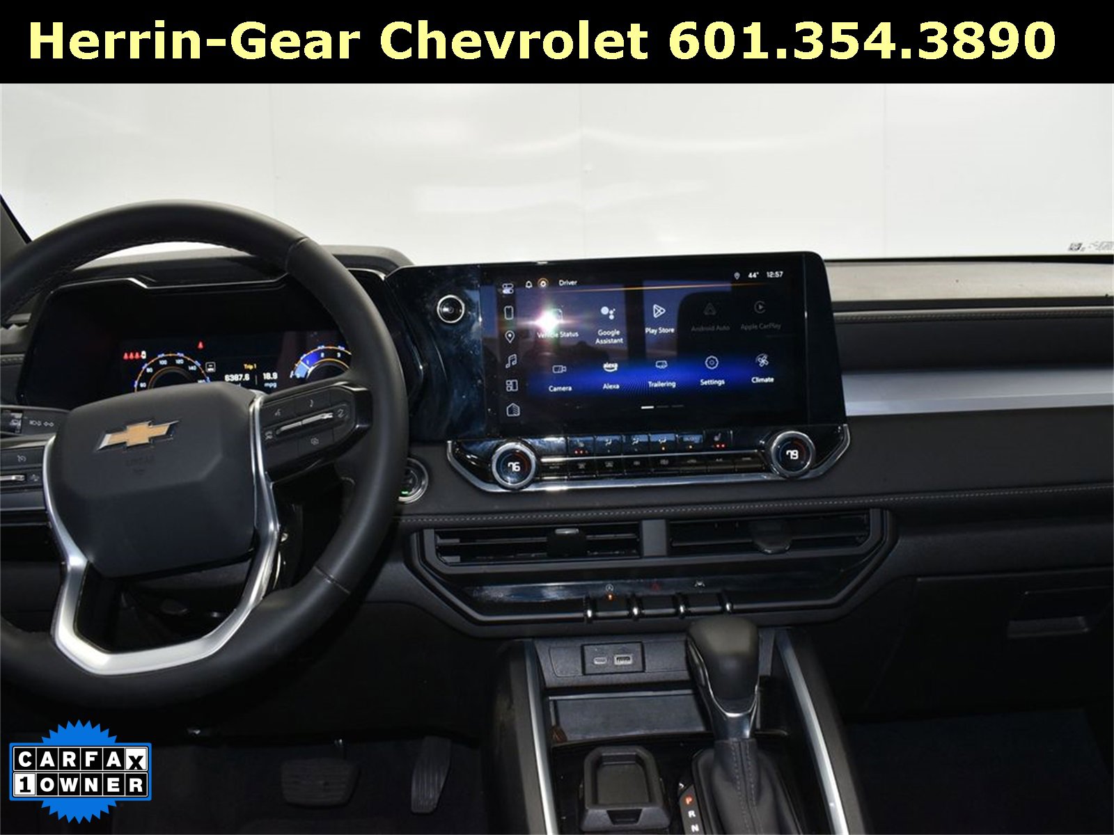 Used 2024 Chevrolet Colorado LT w/ LT Convenience Package II image 19