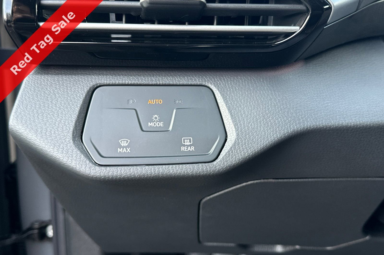 New 2025 Volkswagen ID.4 Pro image 24