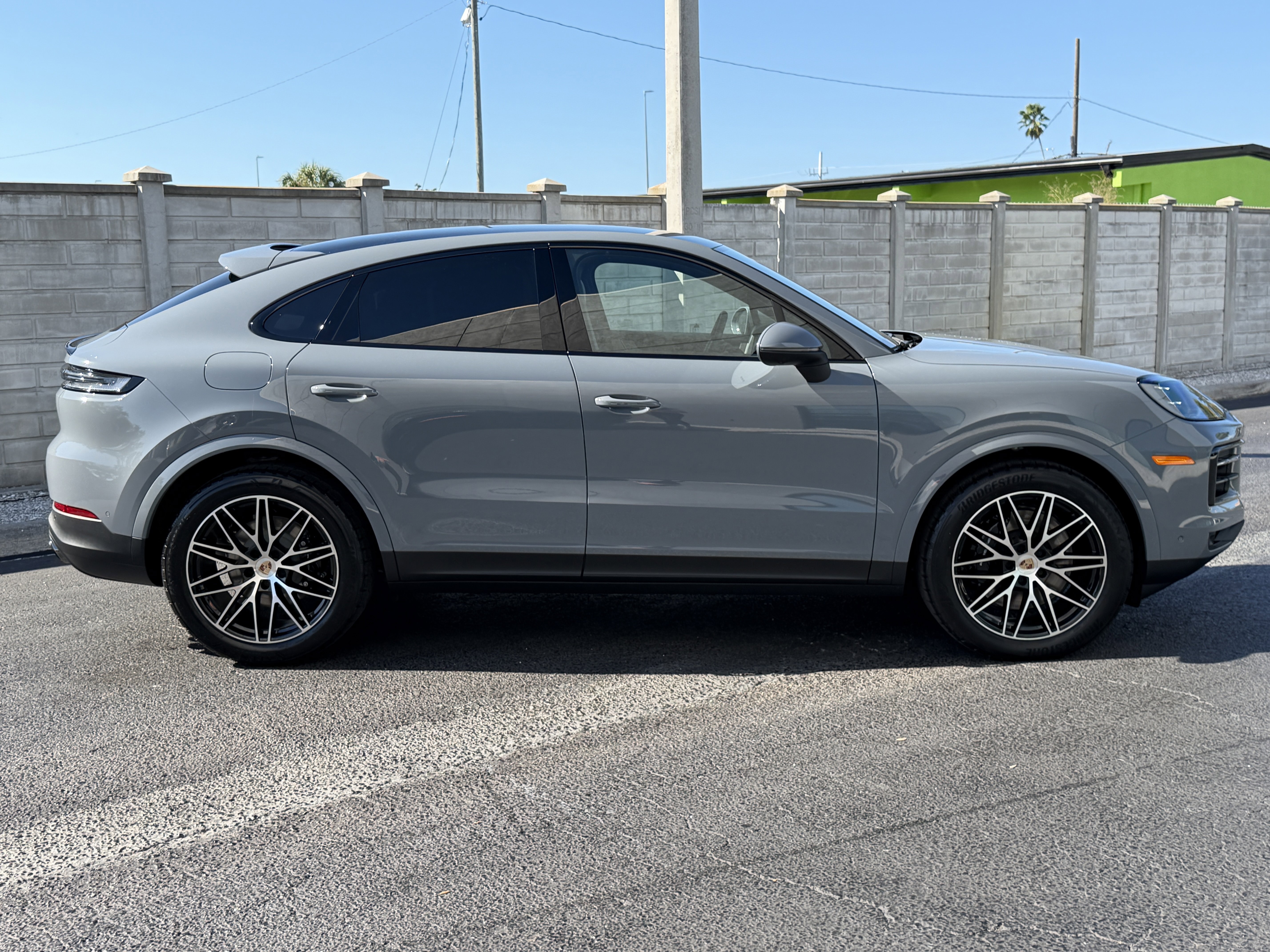 New 2026 Porsche Cayenne Coupe image 7