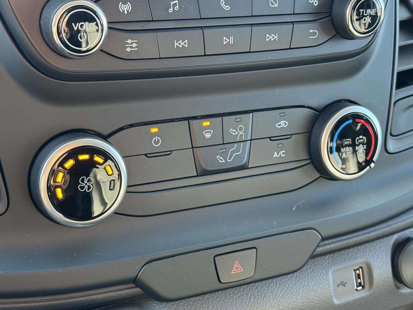 Used 2024 Ford Transit 250 Low Roof image 27