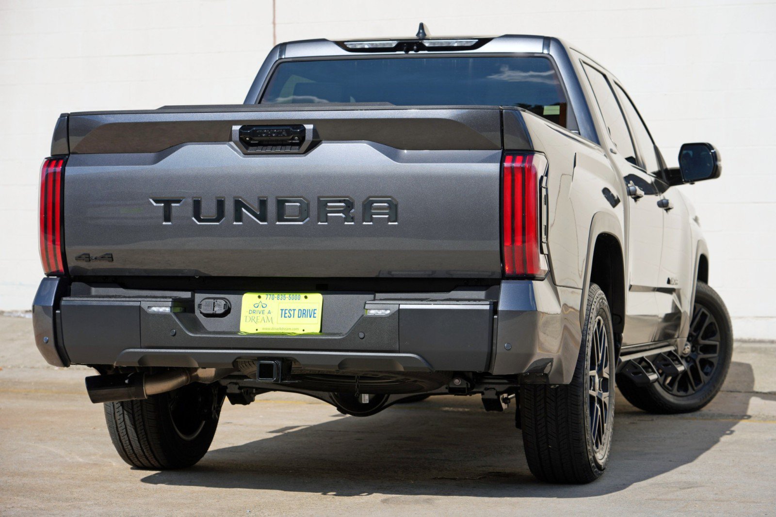 Used 2026 Toyota Tundra Limited AWD/4WD image 5