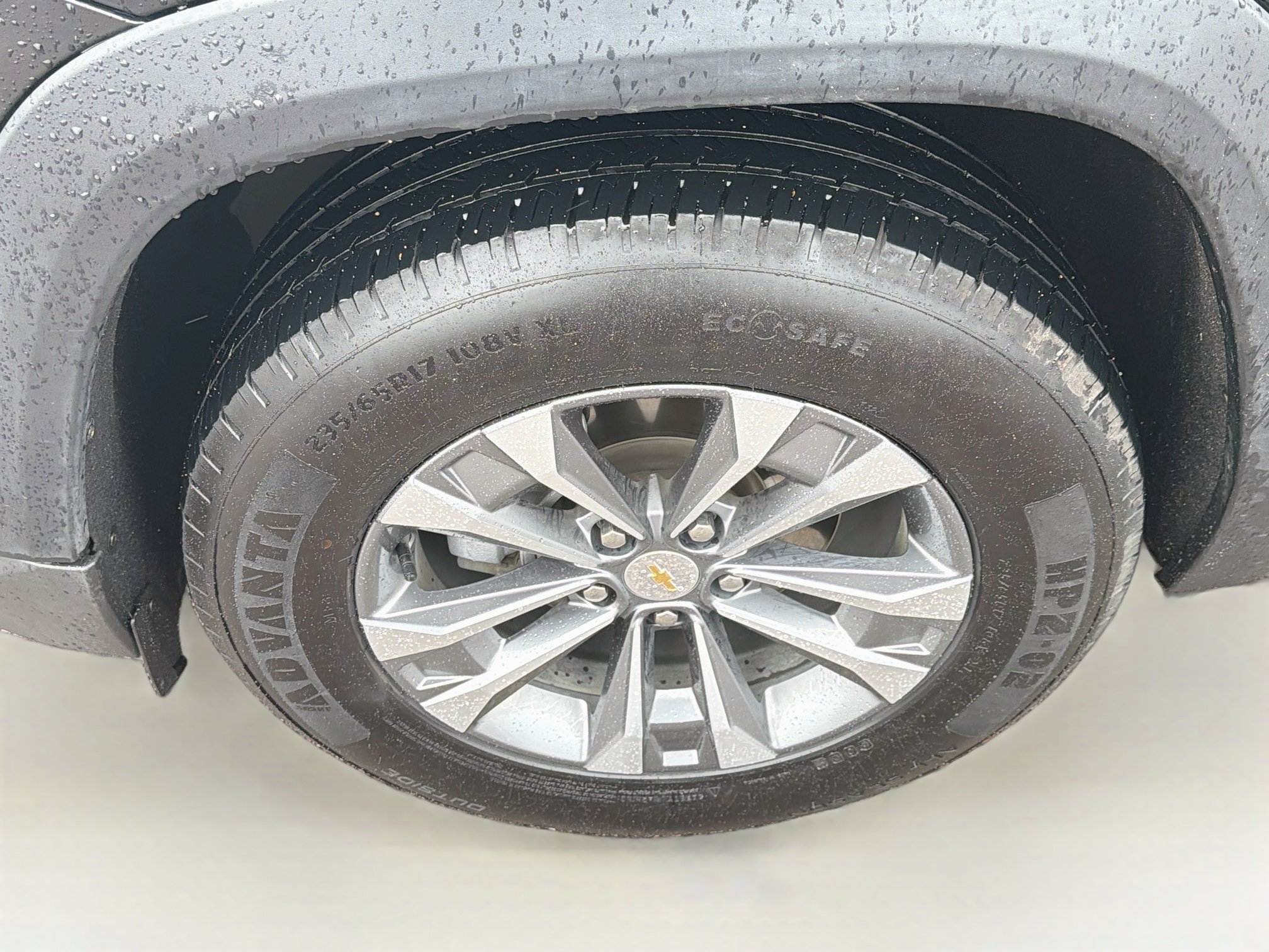 Used 2025 Chevrolet Equinox LT w/ Convenience Package II AWD/4WD image 11
