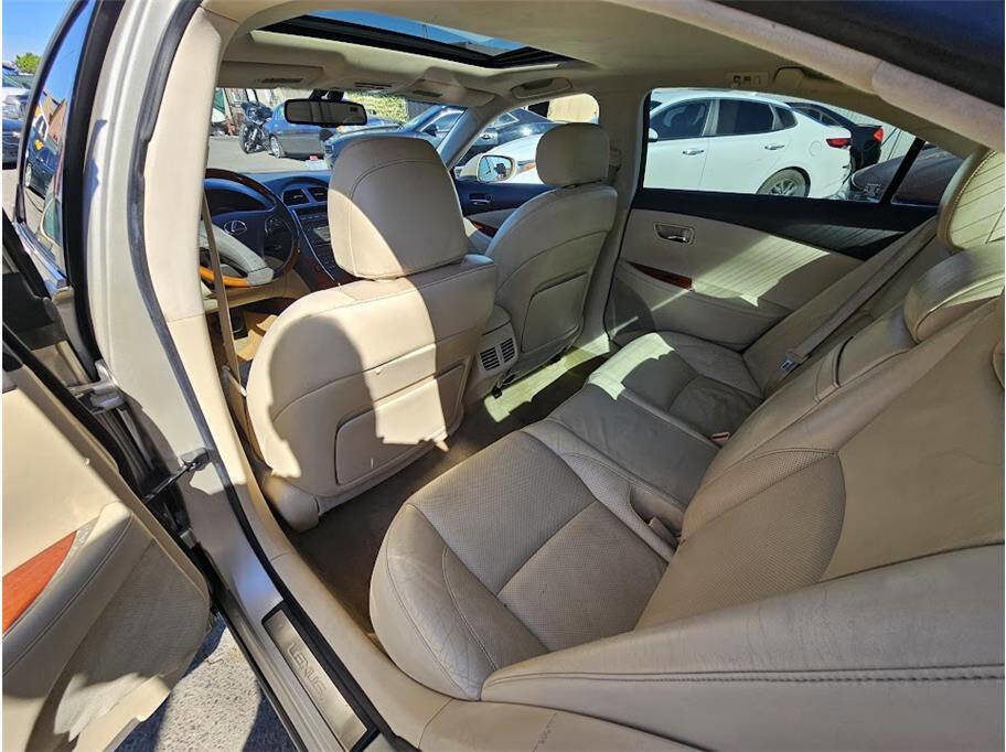 Used 2010 Lexus ES 350 image 17