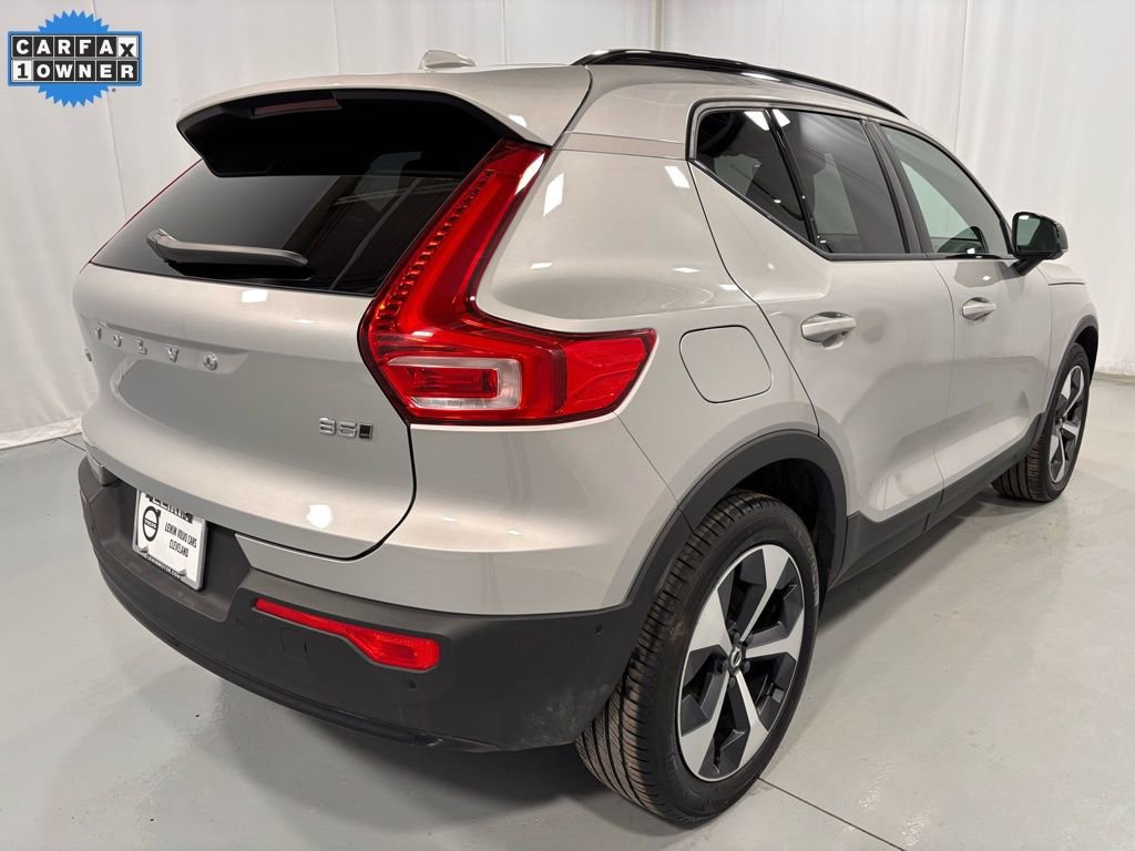 Certified 2025 Volvo XC40 B5 Plus image 4