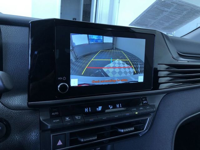 Used 2025 Toyota Camry LE image 28