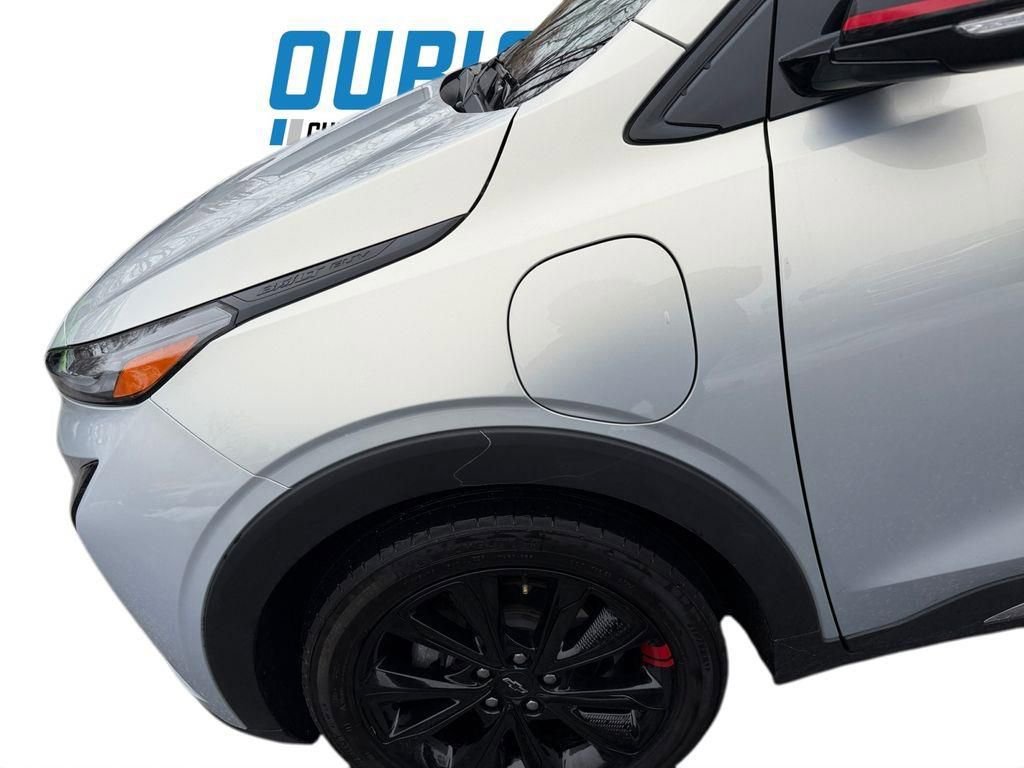 Used 2023 Chevrolet Bolt EUV Premier w/ Sun & Sound Package image 43