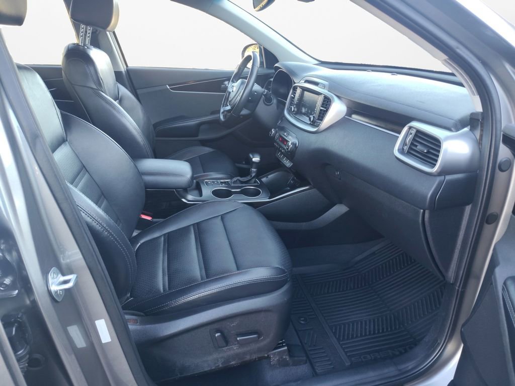 Used 2019 Kia Sorento EX image 23