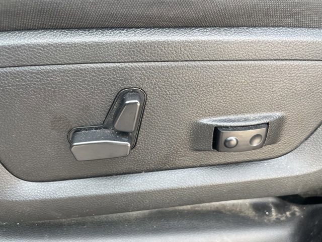 Used 2024 RAM 2500 Big Horn AWD/4WD image 18