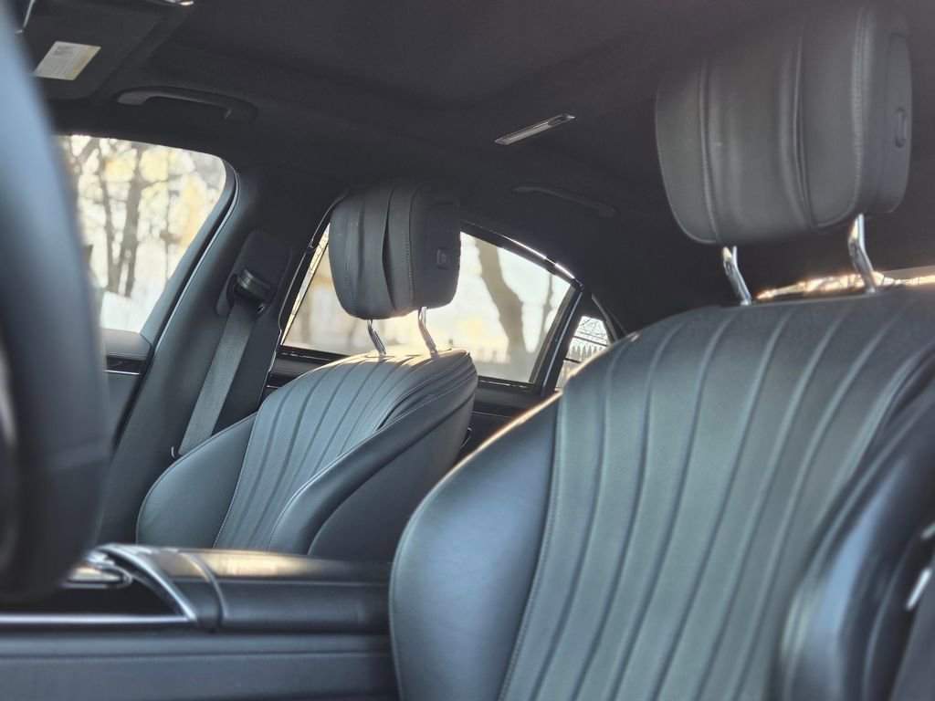 Used 2023 Mercedes-Benz S 500 4MATIC w/ AMG Line image 18