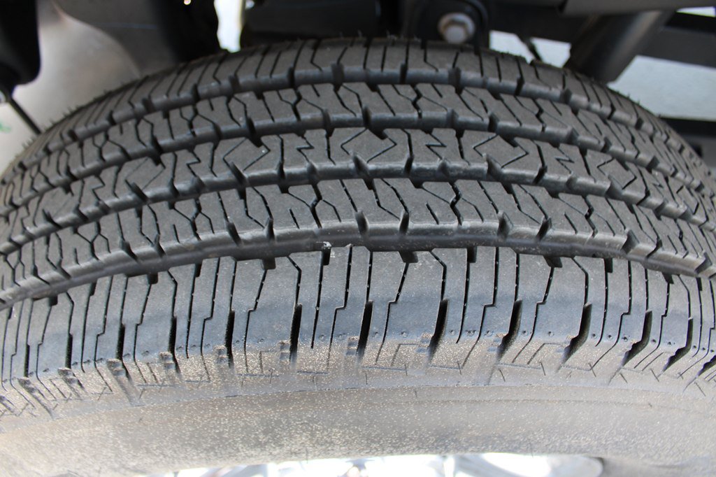 Used 2024 RAM 2500 Tradesman w/ Chrome Appearance Group AWD/4WD image 31