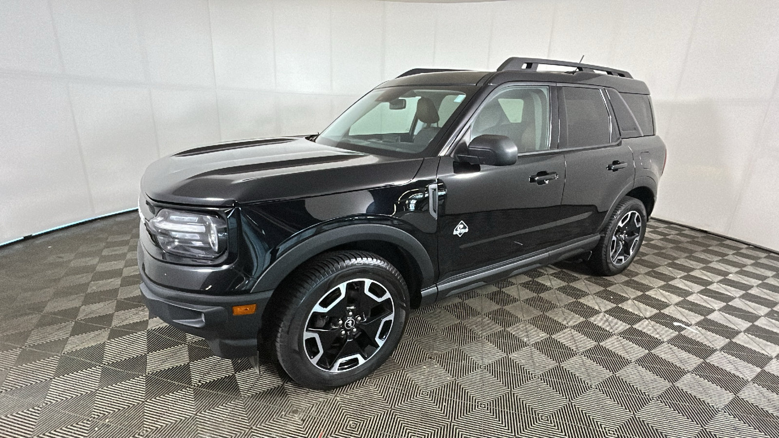 Used 2022 Ford Bronco Sport Outer Banks w/ Tech Package AWD/4WD image 8