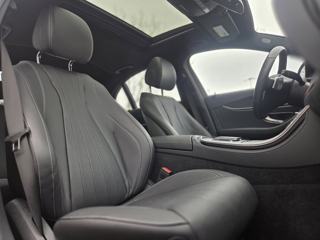 Used 2022 Mercedes-Benz E 350 4MATIC Sedan image 26