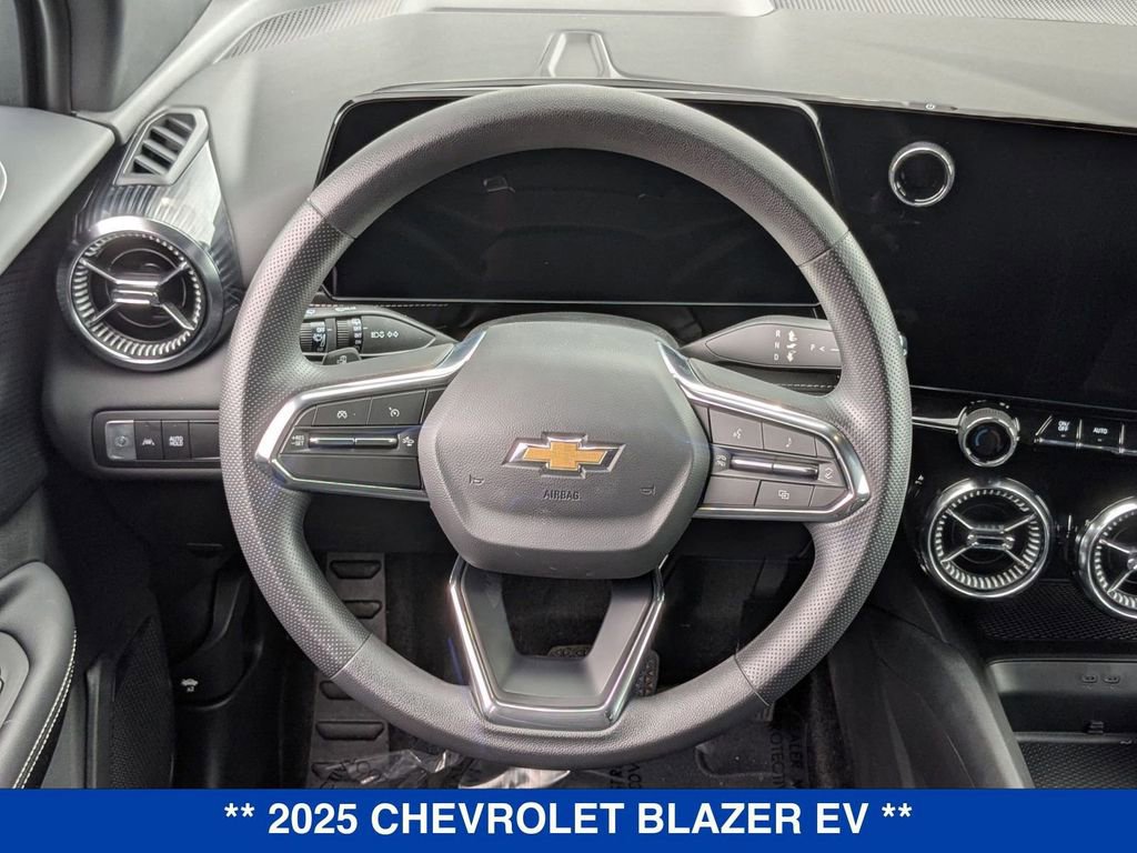 New 2025 Chevrolet Blazer EV LT image 16