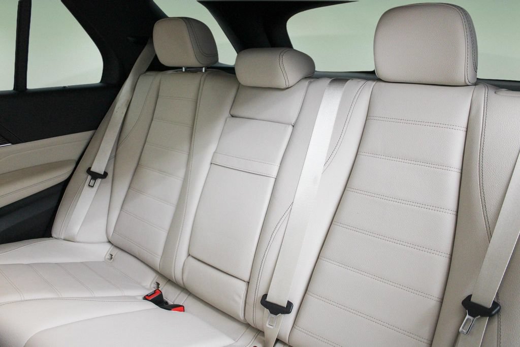 Used 2024 Mercedes-Benz GLE 450 4MATIC image 25