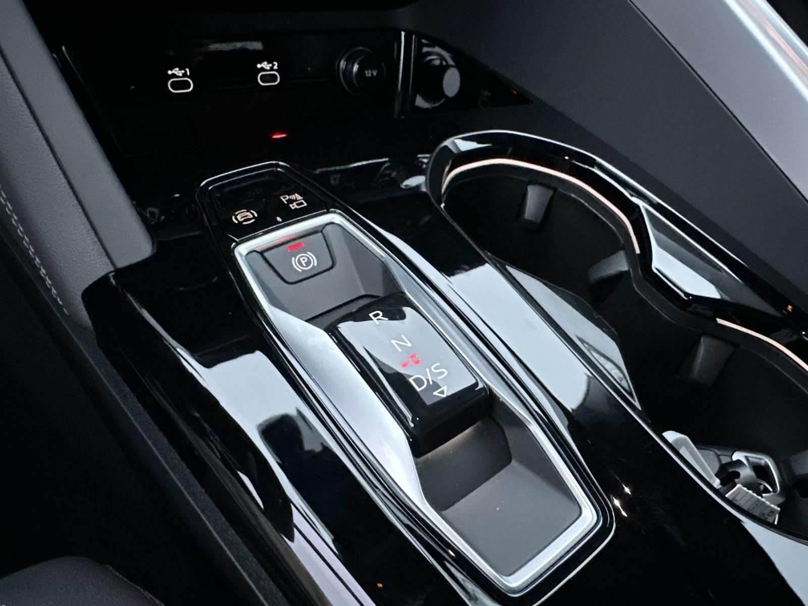 New 2025 Audi Q5 Premium Plus image 22