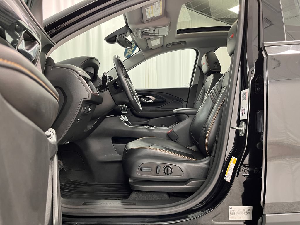 Used 2022 GMC Terrain AT4 AWD/4WD image 16