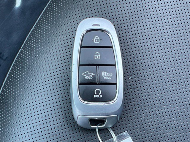 Used 2024 Hyundai Santa Cruz Limited AWD/4WD image 31