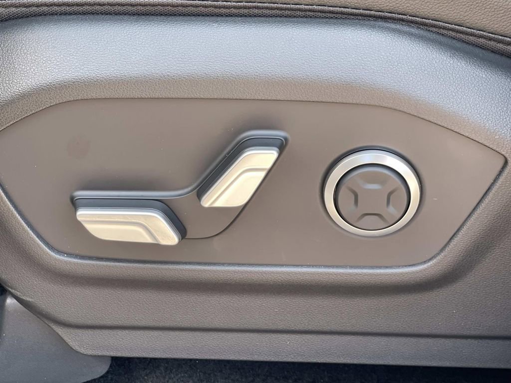 New 2026 Hyundai Santa Fe Limited image 19