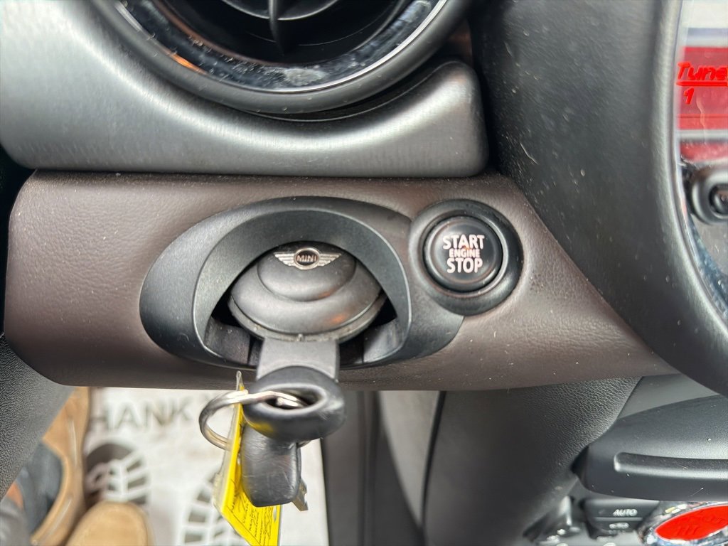 Used 2014 MINI Cooper S image 27