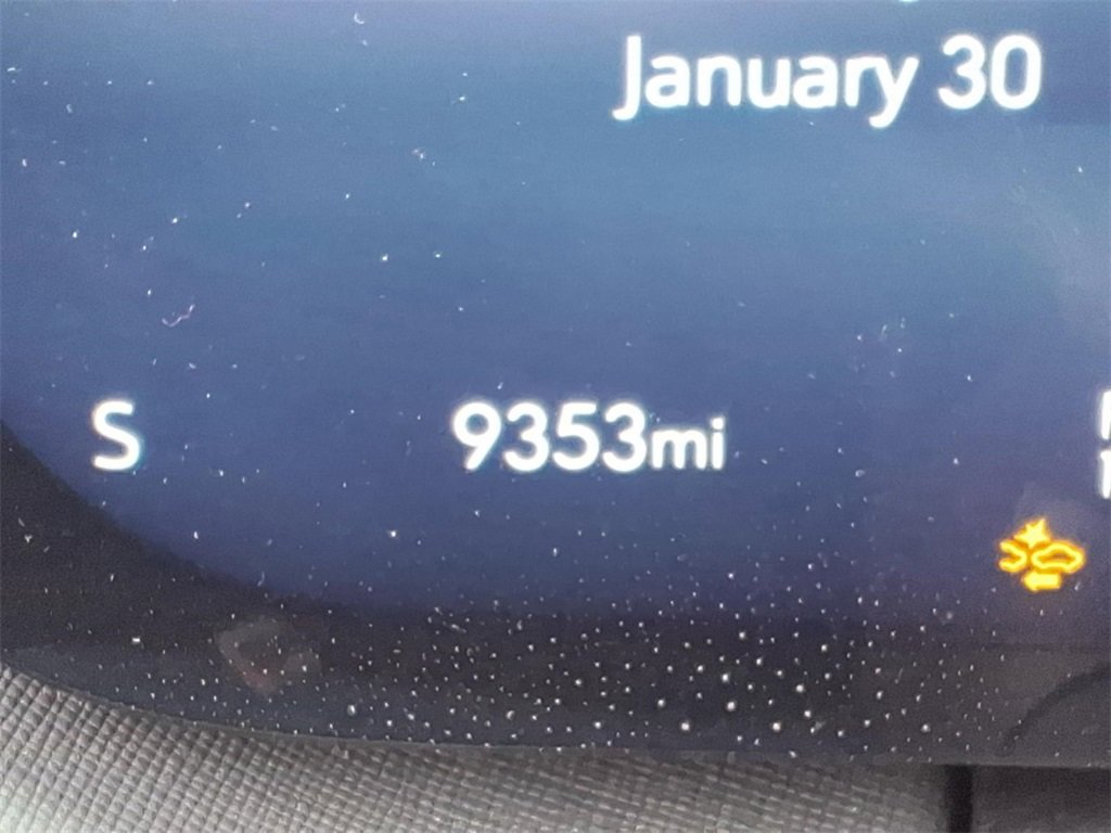 Used 2025 Buick Enclave Preferred image 21